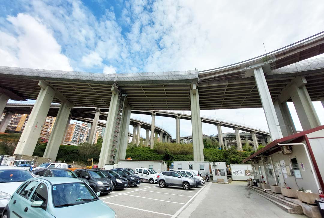 Lavori di consolidamento statico e adeguamento sismico del Viadotto Arena S. Antonio in Napoli Lavori di consolidamento statico e adeguamento sismico del Viadotto Arena S. Antonio in Napoli